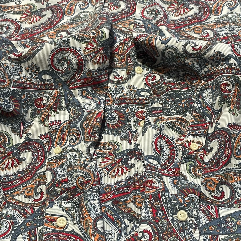 Cremieux Paisley Long Sleeve Shirt - Size L  Vibrant Paisley pattern.